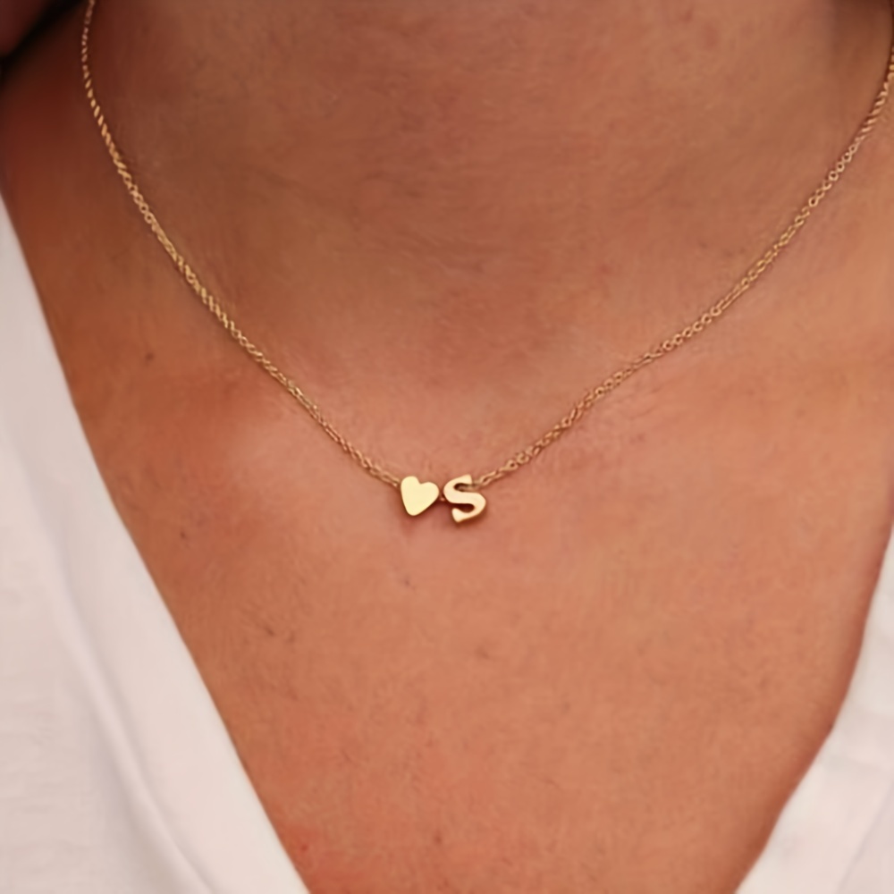 Tiny Heart Dainty Initial English Letter Necklace Alloy Neck Decoration For Women Birthday Gift