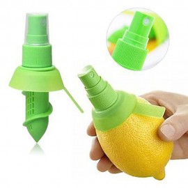 3-in-1 Manual Juice Sprayer: Create Delicious Juices with This Creative Kitchen Gadget!