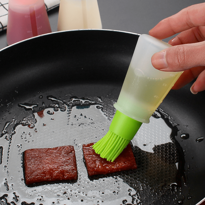 durable high temperature silicone oil brush with bottle cap for baking and cooking no shedding easy to clean details 2